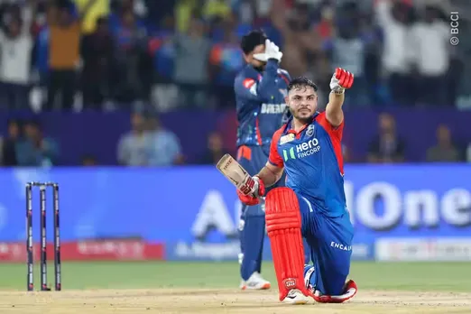 Delhi Capitals vs Lucknow Super Giants: দিল্লি ক্যাপিটালস ও লখনউ সুপার জায়ান্টস ম্যাচের একটি দৃশ্য