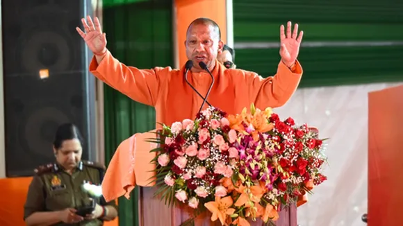 yogi on mamata on mahakumbha