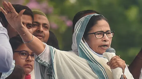 Mamata Banerjee promises to protect Muslim waqf properties,ওয়াকফ আইন নিয়ে মমতা বন্দ্যোপাধ্যায়
