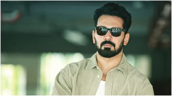'পরিবারকে বাঁচাতে নিজের হাতে খুন করতেও...'