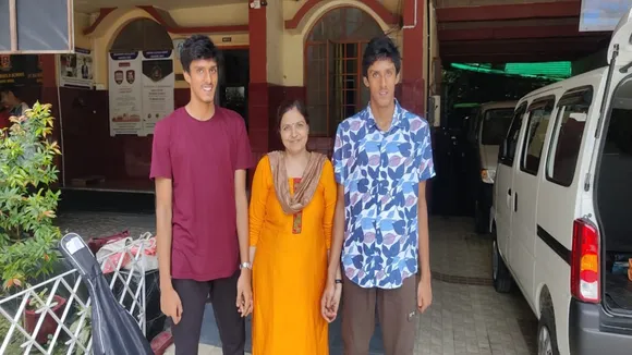 Twin Brothers From Siliguri Got Same Marks In ICSE