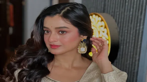 বলিউডের টানেই সৃজিতের ছবির প্রস্তাব ফেরালেন দর্শনা?