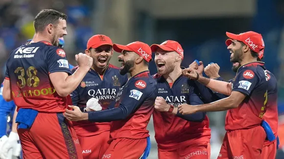 RCB IPL 2025: রয়্যাল চ্যালেঞ্জার্স বেঙ্গালুরু (RCB) এখন আইপিএল চ্যাম্পিয়ন হওয়ার থেকে মাত্র ২টি জয় দূরে