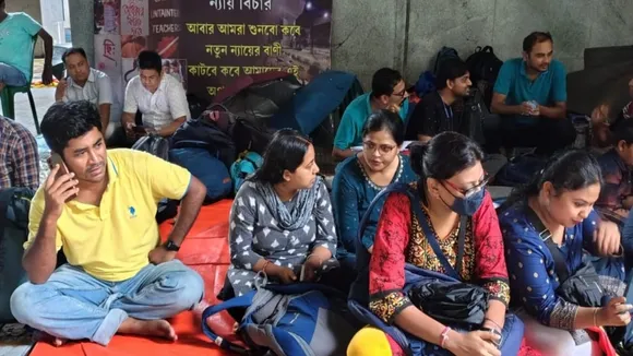 wb ssc scam, Sacked Teachers protest,recruitment scam bengal,ssc recruitment scam,ssc scam,mamata banerjee,west bengal news today,latest bengali news,এসএসসি দুর্নীতি,নিয়োগ দুর্নীতি,মমতা বন্দ্যোপাধ্যায়,চাকরিহারা শিক্ষক