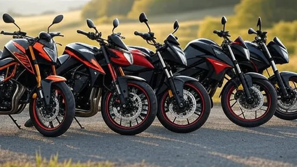 Bikes under 3 lakhs: সাশ্রয়ী বাইকেই মজেছেন ক্রেতারা।