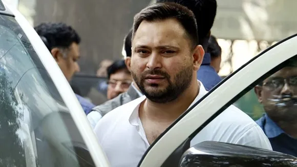 Tejashwi Yadav escapes major accident