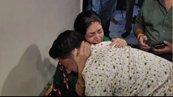 Sonam and Raja’s families come face to face
