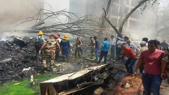 Ahmedabad plane crash, Kerala officer Ahmedabad plane crash victim, Kerala officer suspended, Kerala officer suspended plane crash victim comments, Indian Express,Ahmedabad Plane Crash 2025,এয়ার ইন্ডিয়ার বিমান দুর্ঘটনা, আহমেবাদে বিমান দুর্ঘটনা, কেরলের নার্সের মৃত্যু