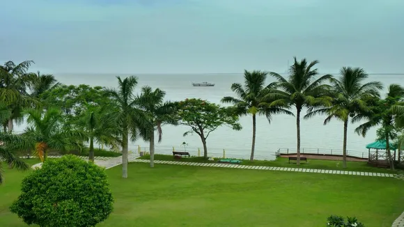 Raichak  ,Raichak tourism,  Weekend trip near Kolkata,  Places to visit near Kolkata , Raichak fort  ,Ganges river resort  ,Raichak weekend getaway,  Raichak travel guide , Best weekend destinations Bengal  ,Raichak tourist spots,রায়চক,  রায়চক ভ্রমণ , কলকাতার কাছে বেড়ানোর জায়গা,  উইকএন্ড ডেস্টিনেশন,  রায়চক ফোর্ট  ,গঙ্গার ধারের ভ্রমণ , রায়চক ট্যুর  ,রায়চক উইকএন্ড গেটওয়ে,  রায়চক পর্যটন,  কলকাতা থেকে রায়চক ভ্রমণ