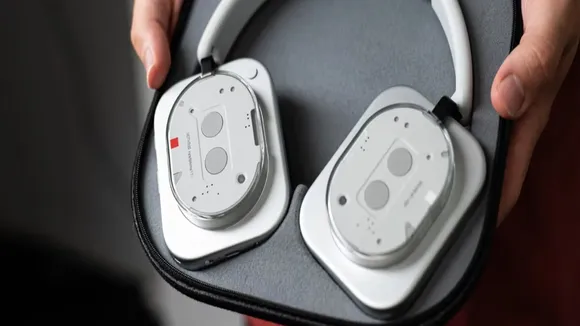 nothing headphone 1