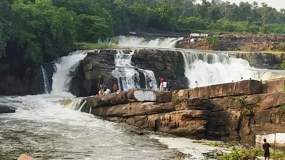 Bhatinda Falls Dhanbad monsoon trip,Bhatinda Waterfall weekend getaway Kolkata,Dhanbad Bhatinda Falls how to reach,three tier waterfall Bhatinda Jharkhand,Bhatinda Falls picnic spot near Kolkata,ভাটিন্ডা জলপ্রপাত ধানবাদ,ঈদার দিনে ভাটিন্ডা ট্রিপ,ধানবাদ জলপ্রপাত কিভাবে যাবেন,ভাটিন্ডা তিন স্তরের জলপ্রপাত,কলকাতা কাছাকাছি ভাটিন্ডা বিরতিদিবস, weekend getaway,weekend trip