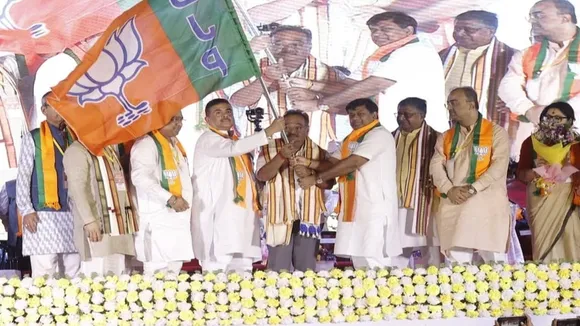 Samik Bhattacharya West Bengal BJP president  ,Shamik Bhattacharya appointed BJP state chief,  Samik Bhattacharya nomination West Bengal BJP  ,Samik Bhattacharya unopposed BJP president  ,BJP West Bengal leadership change , Samik Bhattacharya replaces Sukanta Majumdar,  West Bengal assembly 2026 BJP strategy  ,Samik Bhattacharya RSS background  ,Samik Bhattacharya political profile,  Bengal BJP factional unity under Bhattacharya,পশ্চিমবঙ্গ বিজেপি সভাপতি শমীক ভট্টাচার্য,  শমীক ভট্টাচার্য রাজ্য সভাপতি বিজেপি,  শমীক ভট্টাচার্য মনোনয়ন  ,শমীক ভট্টাচার্য দায়িত্বভার গ্রহণ,  সুকান্ত মজুমদার স্থলাভিষিক্ত শমীক,  রাজ্য সভাপতি নির্বাচনে মনোনয়ন শমীক,  বিজেপি রাজ্য নেতৃত্বের পরিবর্তন,  শমীক ভট্টাচার্য একমাত্র মনোনয়নকারি  ,ভবিষ্যৎ চ্যালেঞ্জ ২০২৬ বিধানসভা  ,বিজেপি ও আরএসএস সম্পর্ক শমীক