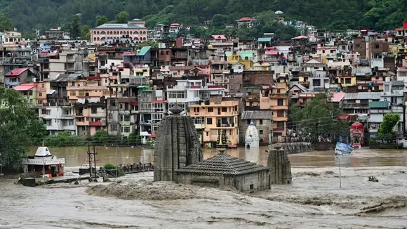 flash floods kill 43 in Himachal Pradesh