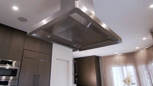 Kitchen Chimney Buying Guide,  best suction power for chimney, heavy cooking chimney power, Indian kitchen chimney suction, 700 m³/hr chimney,