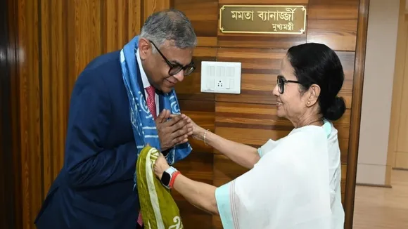 Mamata Banerjee N Chandrasekaran meeting Nabanna,  Tata Group chairman meets Mamata Banerjee in Bengal , Nabanna investment talk Tata Chandrasekaran Mamata,নবান্নে মমতা-চন্দ্রশেখরণ বৈঠক,  টাটা গোষ্ঠীর কর্ণধার ন. চন্দ্রশেখরণ সাথে মমতা বন্দ্যোপাধ্যায়,  নবান্ন বিনিয়োগ বৈঠক টাটা মমতা