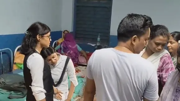 Kandi Raja Birendra Chandra L College ragging  ,threat culture campus incident West Bengal,  student assaulted in college hostel,  ragging complaint Kandi college,  female student injured threat harassment,কান্দি রাজা বীরেন্দ্র চন্দ্র ‘এল’ কলেজ র‍্যাগিং  ,কলেজে থ্রেট কালচার অভিযোগ  ,ছাত্রী মারধরে আহত কান্দি,  হোস্টেল হেনস্থা কলেজ,  কলেজ নিরাপত্তা ও র‍্যাগিং বিষয়