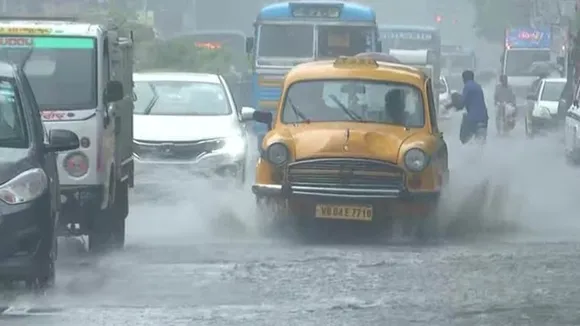 IMD alert Kolkata heavy rainfall 15 July 2025,  Kolkata very heavy rain warning IMD  ,IMD warning Kolkata 15 Jul 2025 thunderstorms  ,IMD Gangetic West Bengal heavy to very heavy rain alert,  Kolkata rain alert IMD July 2025  ,কলকাতা ভারী থেকে অতি ভারী বৃষ্টির সতর্কতা ১৫ জুলাই ২০২৫,  কলকাতা IMD সতর্কতা ১৫/৭/২০২৫,  ওয়েষ্ট বেঙ্গল ভারী বৃষ্টি ইমডি এলার্ট,  কলকাতা বজ্রবিদ্যুৎ বৃষ্টি সতর্কতা,  IMD কলকাতা অতি ভারী বৃষ্টিপাত সতর্ক