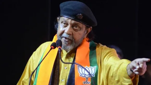 মিঠুন চক্রবর্তী হুঙ্কার, Mithun Chakraborty warning তৃণমূল বিধানসভা নির্বাচন ২০২৬, TMC Assembly Election 2026, ভোটার তালিকা সংশোধন বিতর্ক	Voter list revision controversy, বাঙালি বিদ্বেষ ইস্যু	Anti-Bengali sentiment issue, তৃণমূল বনাম বিজেপি দ্বন্দ্ব, TMC vs BJP conflict, অসম হরিয়ানা ওডিশা বাঙালি হেনস্থা, Bengali harassment in Assam, Haryana, Odisha, মমতা বন্দ্যোপাধ্যায় ২১ জুলাই ভাষণ, Mamata Banerjee 21 July speech, বিজেপির তৃণমূলকে আক্রমণ, BJP slams TMC, মুর্শিদাবাদ রাজনৈতিক হিংসা, Murshidabad political violence বাংলায় অবৈধ অনুপ্রবেশ বিতর্ক, Illegal infiltration in Bengal, বাংলাদেশি অনুপ্রবেশকারী প্রসঙ্গ, Bangladeshi infiltrator reference, নির্বাচন কমিশন ও তৃণমূল অভিযোগ, Election Commission and TMC allegations, মিঠুন চক্রবর্তীর বক্তব্য, Mithun Chakraborty's statement, বাংলা বনাম কেন্দ্রীয় রাজনীতি, Bengal vs Central politics, পরিযায়ী বাঙালি কর্মী	, Migrant Bengali workers, ব্যাঙ্গালুরুতে মিঠুনের হোটেল, Mithun's hotel in Bengaluru তৃণমূলে