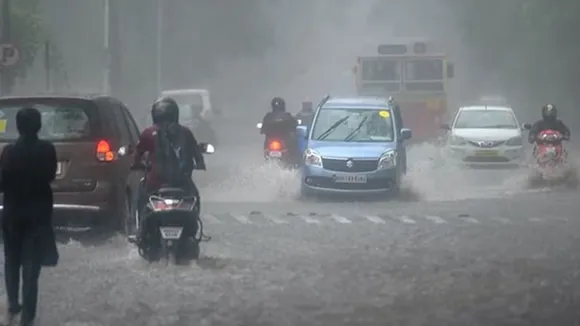 July 28, 2025 weather forecast,  Kolkata weather  ,West Bengal weather update,  Monsoon forecast  ,Heavy rainfall,  Thunderstorm with rain,  South Bengal weather,  North Bengal weather forecast,  Temperature drop,  Humidity discomfort,  Rain probability in Kolkata,  Monsoon conditions,২৮ জুলাই ২০২৫ আবহাওয়ার পূর্বাভাস,  কলকাতা আবহাওয়া , পশ্চিমবঙ্গ আবহাওয়ার খবর  ,বর্ষার পূর্বাভাস,  ভারী বৃষ্টি,  বজ্রবিদ্যুৎ সহ বৃষ্টি  ,দক্ষিণবঙ্গ আবহাওয়া , উত্তরবঙ্গ আবহাওয়ার পূর্বাভাস  ,তাপমাত্রা হ্রাস,  আর্দ্রতা জনিত অস্বস্তি  ,কলকাতা বৃষ্টির সম্ভাবনা , মৌসুমি বায়ু