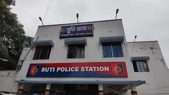 Murshidabad Suti border Indian farmer mysterious death,  Suti India Bangladesh border farmer found dead,  Murshidabad crop land farmer death border area , suspicious death farmer Murshidabad Suti BSF,  farmer death investigation Murshidabad border,মুর্শিদাবাদ সুতির সীমান্ত কৃষকের রহস্যমৃত্যু,  ভারত–বাংলাদেশ সীমান্তে সুতিতে কৃষক মৃত পাওয়া গেছে  ,সুতির সীমান্তে কৃষকের মৃত্যু তদন্ত,  Murshidabad Suti সীমান্ত ঘটনায় মৃত কৃষক  ,সুতিতে অনাকাঙ্খিত কৃষক মৃত্যুর খবর