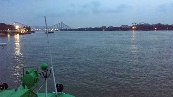 Indian Navy rescue,  Drowning woman Hooghly river,  Navy patrol boat rescue,  Kolkata river rescue operation  ,Sagar Prahari Bal Kolkata  ,Fast Interceptor Craft  ,Midnight river rescue  ,Indian Navy heroic act  ,Hooghly river incident,  River traffic police Kolkata,হুগলি নদী মহিলা উদ্ধার  ,ভারতীয় নৌসেনার অভিযান,  মাঝরাতে উদ্ধার,  নদীতে পড়ে যাওয়া মহিলা,  নৌসেনার টহল বোট  ,সাগর প্রহরী বল কলকাতা,  নৌসেনার সাহসী কাজ,  হুগলি নদীর ঘটনা  ,রিভার ট্র্যাফিক পুলিশ কলকাতা,  নৌসেনার দ্রুত প্রতিক্রিয়া