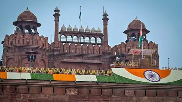 independence-day-two-prime-ministers-who-never-hoisted-tricolour-at-red-fort