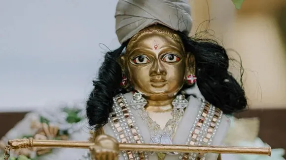 Laddu Gopal 1