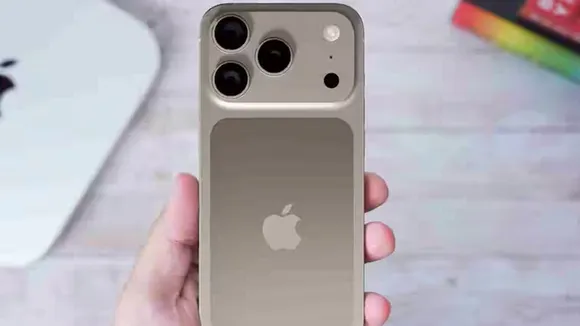 iPhone 17