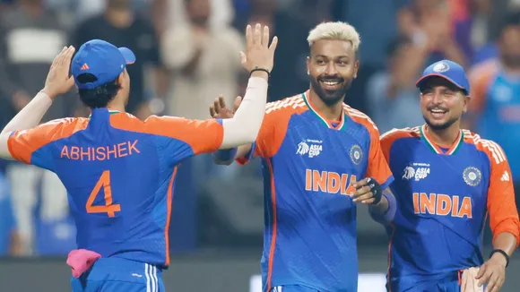 Indian Cricket Team (19)