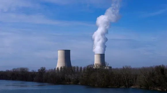 AI Data Centers  ,Nuclear Power  ,Small Modular Reactors (SMR),  Data Center Policy,  Ministry of IT,  Power Demand  ,Carbon Neutrality  ,Renewable Energy Limitations,  Google and Microsoft,  Russia Akademik Lomonosov,  China HTR-PM Project  ,Civil Liability for Nuclear Damage Act 2010,  Foreign Investment  ,India-US Trade Relations,এআই ডেটা সেন্টার  ,পারমাণবিক শক্তি,  ছোট মডুলার রিঅ্যাক্টর (SMR)  ,ডেটা সেন্টার নীতি  ,তথ্যপ্রযুক্তি মন্ত্রক,  বিদ্যুতের চাহিদা,  কার্বন নিরপেক্ষতা  ,নবায়নযোগ্য শক্তির সীমাবদ্ধতা,  গুগল ও মাইক্রোসফ্ট  ,রাশিয়া Akademik Lomonosov  ,চীন HTR-PM প্রকল্প , নাগরিক পারমাণবিক দায়বদ্ধতা আইন ২০১০,  বিদেশি বিনিয়োগ,  ভারত-মার্কিন বাণিজ্য সম্পর্ক