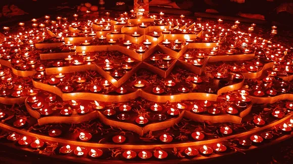 diwali-whatsapp-message-ban-legal-warning-offensive-content-it-act