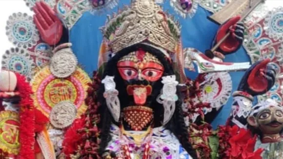 Belpukur Kali Puja  ,Shakta worship West Bengal  ,Chaitanya Mahaprabhu maternal home  ,Ancient Kali temple stories  ,Mahashankh mala Belpukur , Tantric rituals West Bengal,  South Bengal festival,  Historic Shyama worship , Bengali Kali Puja tradition,  Belpukur village heritage,বেলপুকুর কালীপুজো,  শাক্ত উপাসনা পশ্চিমবঙ্গ  ,চৈতন্যর মাতুলালয়  ,প্রাচীন কালী মন্দির,  মহাশঙ্খ মালা বেলপুকুর , তান্ত্রিক পূজা,  দক্ষিণবঙ্গের উৎসব,  শ্যামা আরাধনার ইতিহাস,  বাংলার কালীপুজো ঐতিহ্য , বেলপুকুর গ্রাম ঐতিহ্য