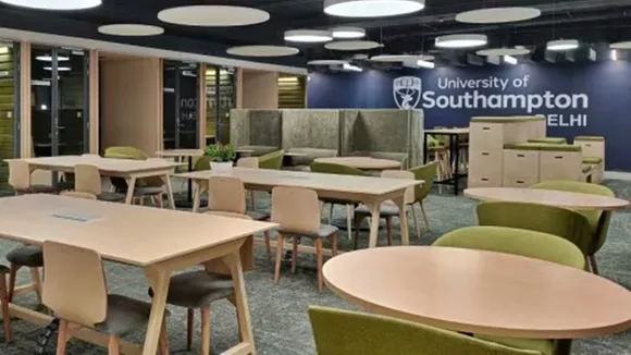 Southampton University: সাউদাম্পটন বিশ্ববিদ্যালয়।
