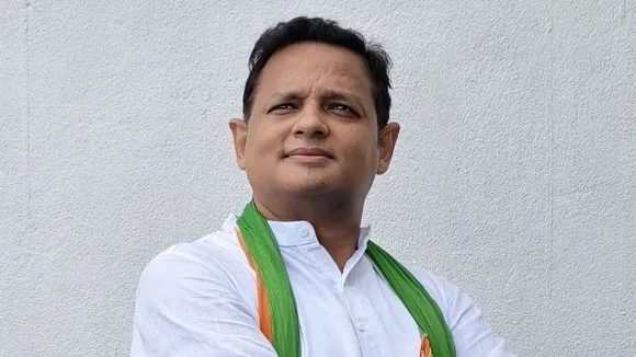 congress leader, pravesh aggarwal, pravesh aggarwal dies, fire"