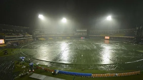 Rain in Cricket Ground (1)