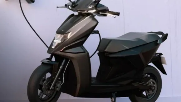 simple-energy-new-family-electric-scooter-competition-ola-iqube