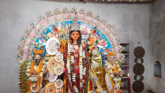jamalpur-jagadhatri-pujo-chattopadhyay-family-tradition