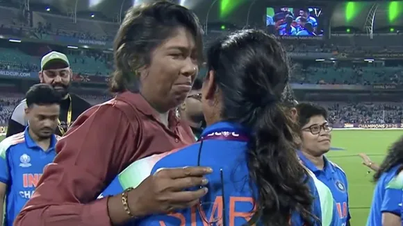 Jhulan Goswami, Harmanpreet Kaur, India Women Cricket Team, Women’s World Cup 2025, Indian victory, unfinished dream, Jhulan legacy, Mitali Raj, Indian women empowerment, sports news, cricket world cup final, England vs India, emotional win, history made, women in sports,ঝুলন গোস্বামী, হরমনপ্রীত কৌর, ভারত মহিলা ক্রিকেট দল, মহিলা বিশ্বকাপ ২০২৫, ভারতের জয়, অসমাপ্ত স্বপ্ন, মিতালি রাজ, নারী শক্তি, বাংলার গর্ব ঝুলন, বিশ্বজয়, ক্রিকেট সংবাদ, ইংল্যান্ড বনাম ভারত, ঐতিহাসিক জয়, আবেগঘন মুহূর্ত, নারী ক্রিকেট