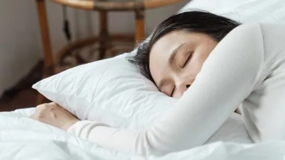 Sleeping and health problem: ঘুম এবং স্বাস্থ্যের সমস্যা।