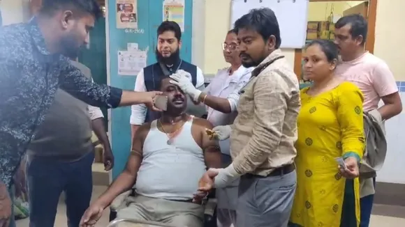 Kandi land dispute  ,Attack on IC Mrinal Sinha,  Kandi police assault  ,Murshidabad violence,  Land dispute clash,  Police officer injured  ,Gokarna Mazardhar tension,  Land dispute turned violent  ,IC injured in Kandi  ,West Bengal law and order incident, কান্দি জমি বিবাদ  ,আইসি মৃণাল সিনহা আক্রান্ত  ,পুলিশ হামলা কান্দি  ,মুর্শিদাবাদ অশান্তি  ,গোকর্ণ মাজারধার,  জমি দখল সংঘর্ষ  ,পুলিশের উপর হামলা  ,কান্দি থানার ঘটনা  ,পুলিশ জখম খবর  ,মুর্শিদাবাদ ব্রেকিং নিউজ