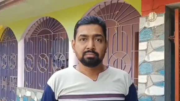 Voter list error,  Living declared dead,  Dead declared alive  ,Habibpur news  ,Bhaumik family  ,Electoral confusion,  Government employee issue,  Malda election news,ভোটার তালিকা ত্রুটি  ,জীবিতকে মৃত দেখানো  ,মৃতকে জীবিত দেখানো,  হবিবপুর সংবাদ,  ভৌমিক পরিবার,  ভোটার কার্ড সমস্যা,  সরকারি কর্মচারির ঝামেলা  ,মালদা নির্বাচন খবর