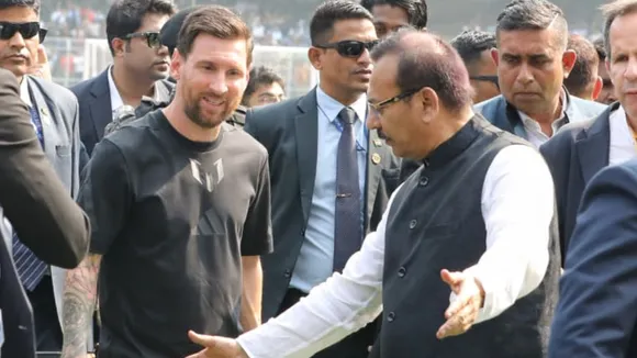 Arup Biswas resignation,  West Bengal Sports Minister  ,Messi controversy Kolkata , Yuva Bharati incident,  Mamata Banerjee letter  ,Sports Minister steps aside,  Messi visit chaos  ,West Bengal government action  ,Political fallout Messi visit  ,Sports department investigation,অরূপ বিশ্বাস পদত্যাগ,  ক্রীড়ামন্ত্রী অরূপ বিশ্বাস  ,মেসি কাণ্ড,  যুবভারতী বিতর্ক  ,ক্রীড়ামন্ত্রীর অব্যাহতির আবেদন,  মুখ্যমন্ত্রীকে চিঠি  ,নিরপেক্ষ তদন্ত দাবি  ,রাজ্য ক্রীড়া দপ্তর  ,মেসি সফর বিতর্ক,  নবান্নের সিদ্ধান্ত