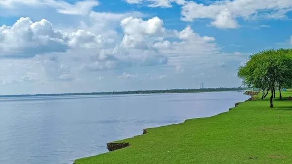 Budget-friendly picnic spots Kolkata  ,Taki river picnic  ,Baruipur Niladip Garden,  Badu picnic spots,  Gadiara Diamond Harbour  ,Piyali Island Sundarbans  ,Day trip from Kolkata,কলকাতার কাছে কম খরচের পিকনিক  ,টাকি ইছামতী নদী  ,বারুইপুর নীলদীপ গার্ডেন,  বাদু পিকনিক স্পট  ,গাড়িয়াড়া ডায়মন্ড হারবার  ,পিয়ালি দ্বীপ সুন্দরবন  ,কলকাতা ঘুরতে যাওয়া
