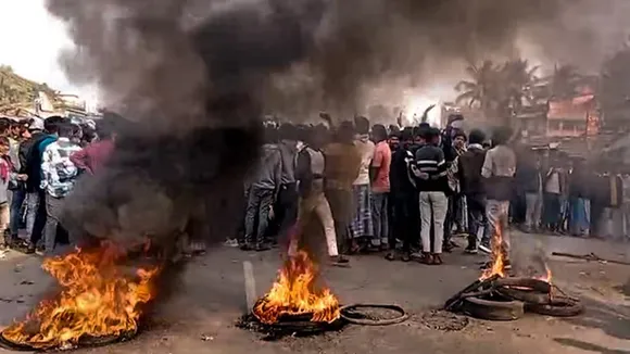 West Bengal News Live, Kolkata Live Updates Today, January 20 2026 News, Abhishek Banerjee Diamond Harbour, WB Assembly Election 2026,Alipore Weather Forecast, Bus Owners Association Election Commission, Sebashray Health Camp, Special Intensive Revision (SIR) Bengal, Trinamool Congress News,পশ্চিমবঙ্গ লাইভ আপডেট, কলকাতা আজকের খবর, ২০ জানুয়ারি ২০২৬, অভিষেক বন্দ্যোপাধ্যায়, বিধানসভা নির্বাচন ২০২৬,আবহাওয়ার খবর, বাস মালিক সংগঠন কমিশন চিঠি, সেবাশ্রয় ডায়মন্ড হারবার, ভোটার তালিকা সংশোধন, শীতের বিদায়, আজকের তাজা খবর