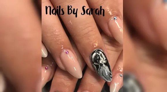 baby-scan-nail-art-sarah-clarke-fb