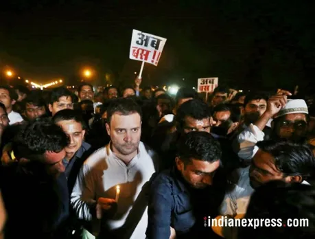 কাঠুয়াকন্যা এবং উন্নাও কিশোরির নিগ্রহের প্রতিবাদে শামিল রাহুল প্রিয়াঙ্কা