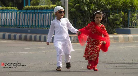 Eid Namaz at Kolkata red Road Express photo Shashi Ghosh