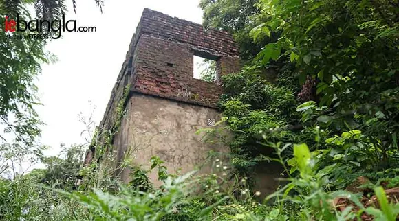 Bengram The Haunted Villeage Express Photo Shashi Ghosh