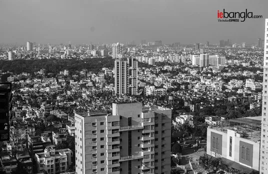 ফিরে দেখা, মৃণাল সেনের চোখে তিলোত্তমা