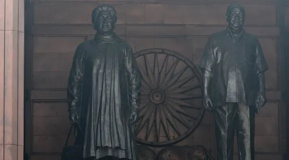 mayawati statue